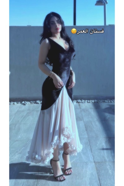 Shmouk Fashion فستان سهره مخمل انيق من Shmouk