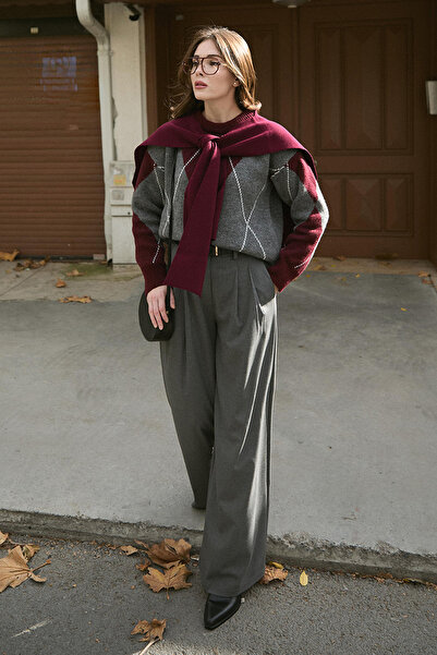 Ceylan Otantik Burgundy Baklava Pattern Knitwear Sweater & Anthracite Pleated Detail Palazzo Pants Sets