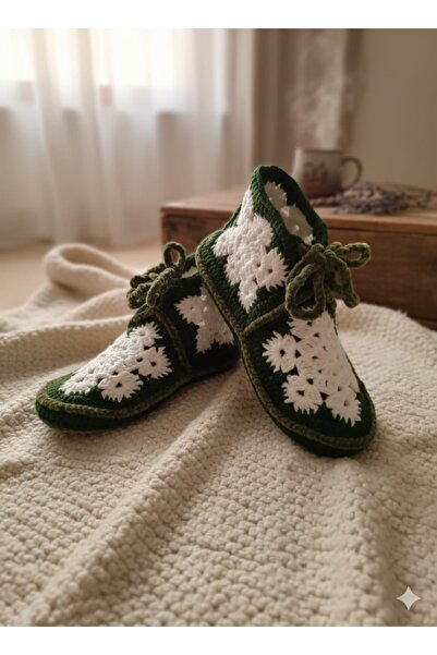 Bilge Kartanesi Motifli El Örgüsü Ev Botu