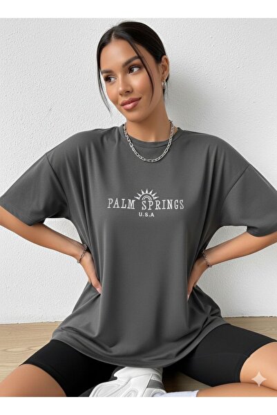 BW Bravely Wear تي شيرت نسائي من PALM SPRINGS B مطبوع برقبة دائرية أساسية