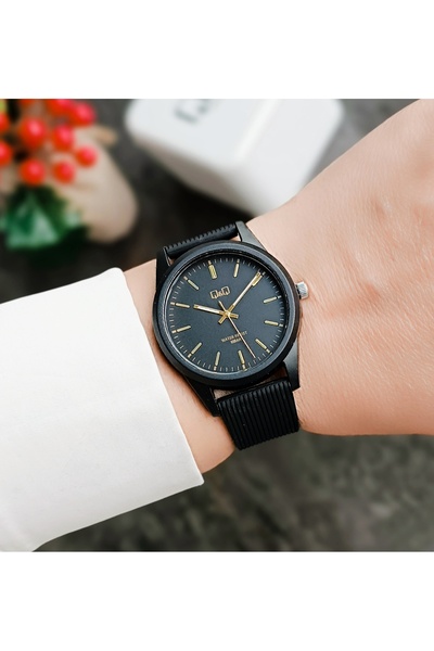 Q&Q Unisex Siyah Silikon Kayışlı 10 Atm Su Geçirmez Kol Saati