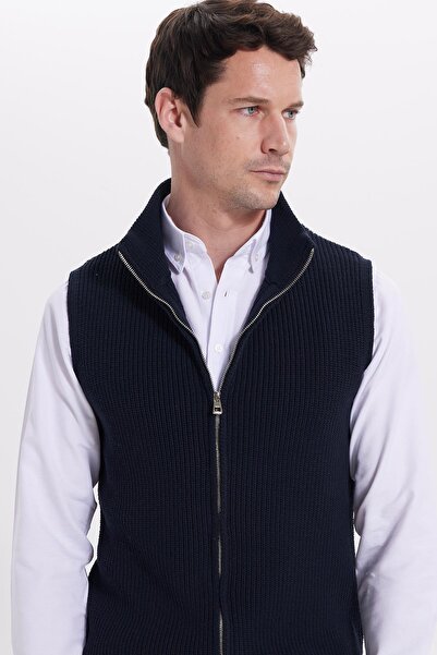 Tudors Vestă tricotată bleumarin caldă pentru bărbați, croială standard, croială regulată, guler înalt și guler ridicat