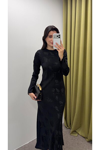 HAZELANNA Çiçek Desenli Siyah Saten Elbise