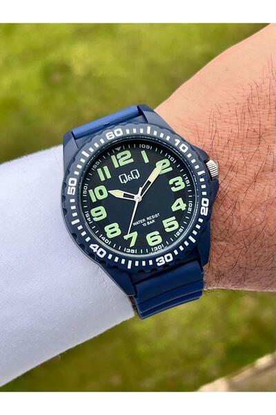 Q&Q 2 Yıl Garantili Silikon Kayışlı Rakkamlı Erkek Kol Saati 10 Atm Su Geçirmez