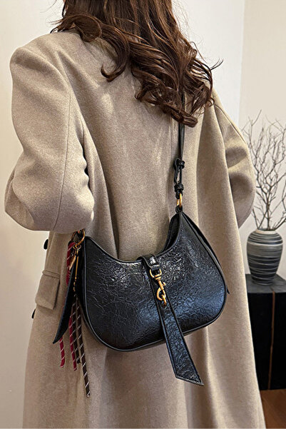 Louis Vettriano حقيبة كتف نسائية من الجلد اللامع، حقيبة هلالية الشكل، إغلاق ب...