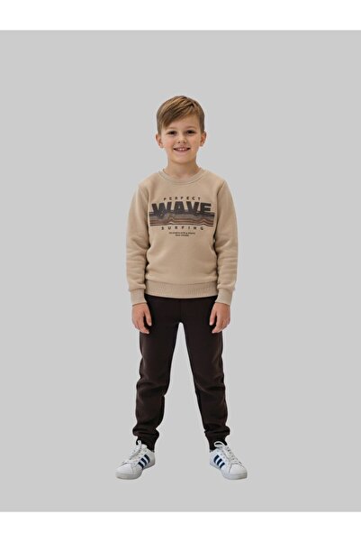 SOROR A perfect winter tracksuit for boys to make every day special and comfortable for your child.