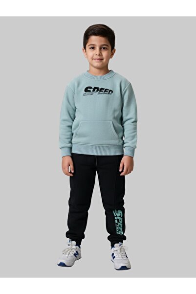 Kids Wear ترنج ولادي شتوي مثالي لأيام البرد والخاص بمركز طـابـا
