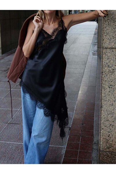 ibeeka Asymmetrical Cut Lace Design Blouse Plum - Black