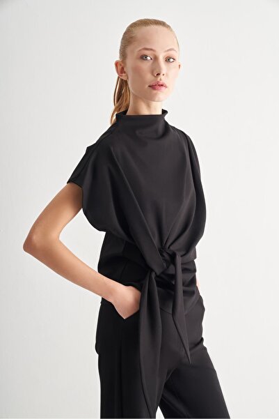 UTOPIAN Pile Detaylı Asimetrik Bluz