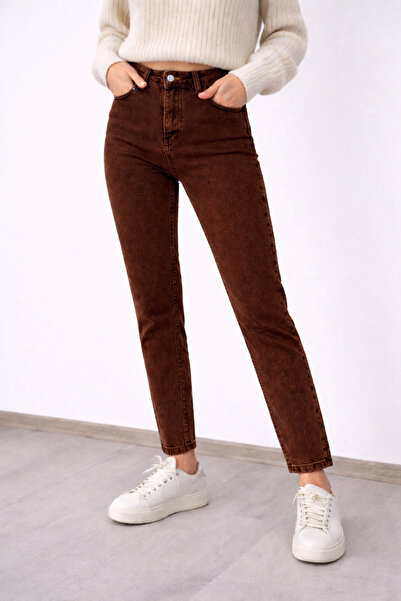 DELDNM Yasmina Women's Brown High Waist Stretch Fabric Comfortable Mom Jeans Boyfriend