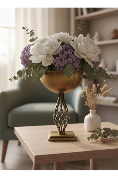 VAZO DEKOR Burgu Ayaklı Eskitme Altın Metal Kadeh Vazo ve Dekoratif Obje