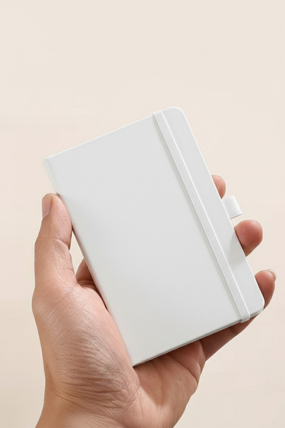 Giftino Kişiye Özel Beyaz Termo Deri İş Ve Günlük Cep Boy Sert Kapaklı Not De...