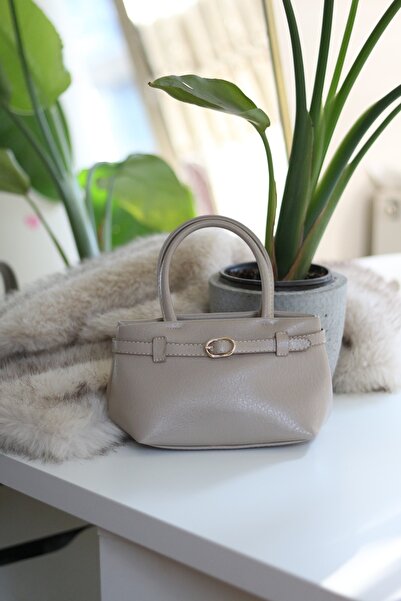 Moom Bag Γυναικεία τσάντα ώμου με λεπτομέρεια με κρεμ αγκράφα