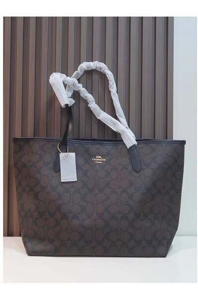 Generic City Tote Bag in Signature Canvas - Large Handheld Shoulder Tote