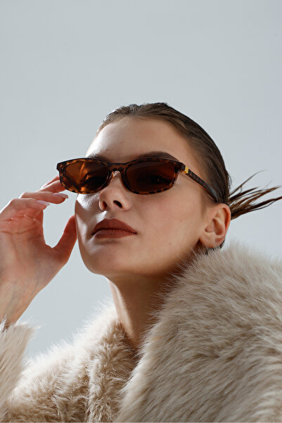 miii Mugomu Rectangular Framed Leopard Pattern Women's Sunglasses