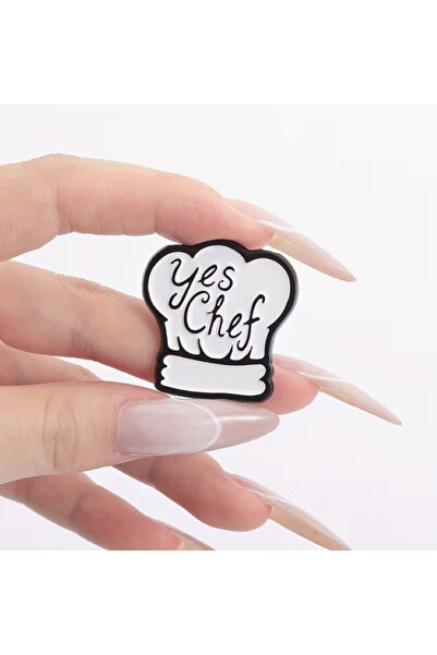 MAURA LIYUZA "Yes Chef" Yazılı Tasarım Aşçı Broş