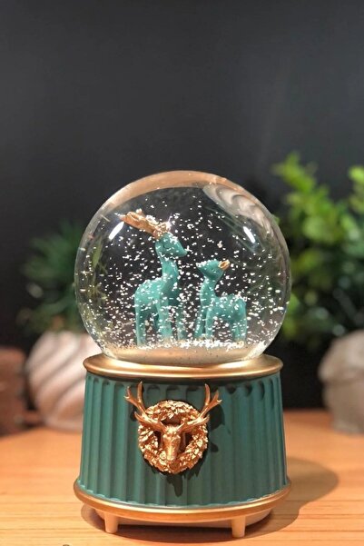 Buffer ® Pilli Işıklı Müzikli Kar Küresi–İki Geyikli Yeşil Figürlü Eğlenceli Masaüstü Biblo, LED Aydı