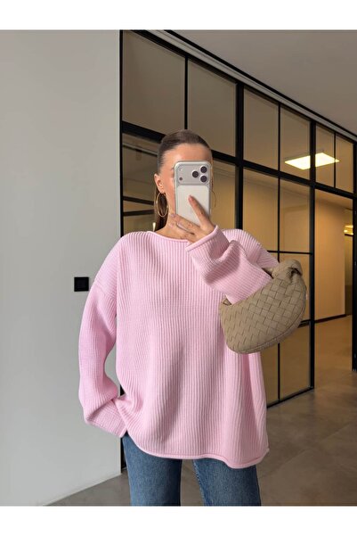 BB Bensu Buyruk Oversized Sweater with Wide Collar