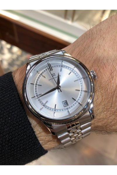 Momentus Steel Calendar Waterproof Men's Wristwatch