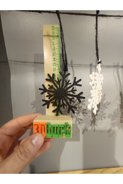 3Dburk Set of 24, 12 Black and 12 White Snowflakes, 8 cm 3D Printing Decorative Colorful New Year Tree Ornaments