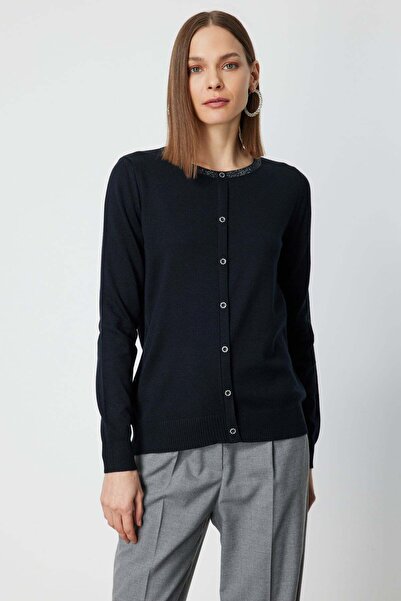 ON Buttoned Knitwear Sweater with Stone Collar