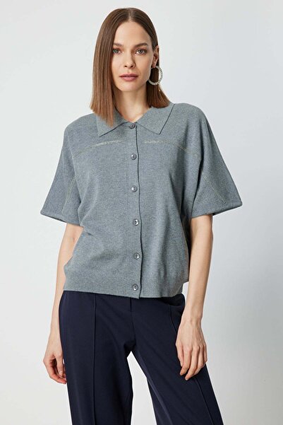 ON Zincir İşlemeli Düğmeli Triko Kazak