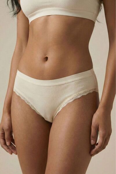 enmodaiçgiyim Ecru Luxurious Cotton Stretchy Ribbed Knit Lace Detailed Women's Slip Panties - Everyday Stylish Underwear