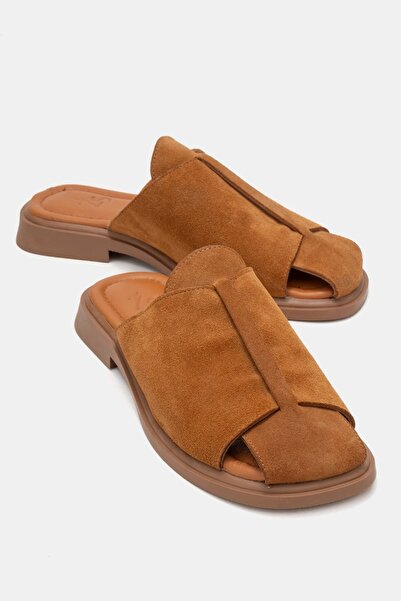 Zeynep Sıradağlı شبشب نسائي من الجلد الطبيعي من سيمون، لون تان سويدي