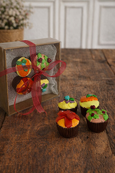 LappeL 4’lü Cupcake Magnet Seti – El Yapımı Dekoratif Buzdolabı Süsü