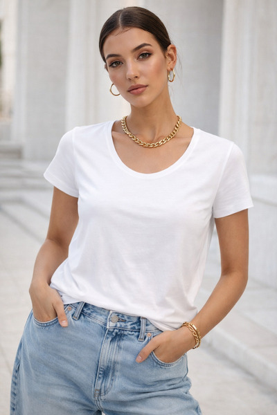 Rich Γυναικείο κοντομάνικο μπλουζάκι με λαιμόκοψη σε λευκό χρώμα