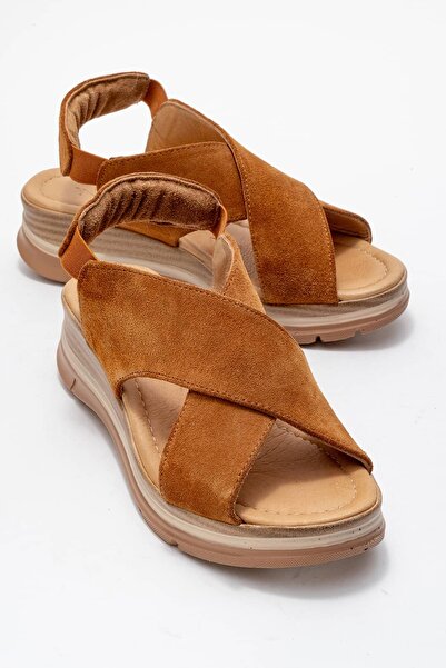 Zeynep Sıradağlı صندل سانتياغو مطلي بالجلد الطبيعي بلون تان سويدي