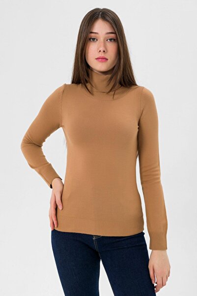 Miss Poem سترة نسائية أساسية من التريكو بلون الجمل