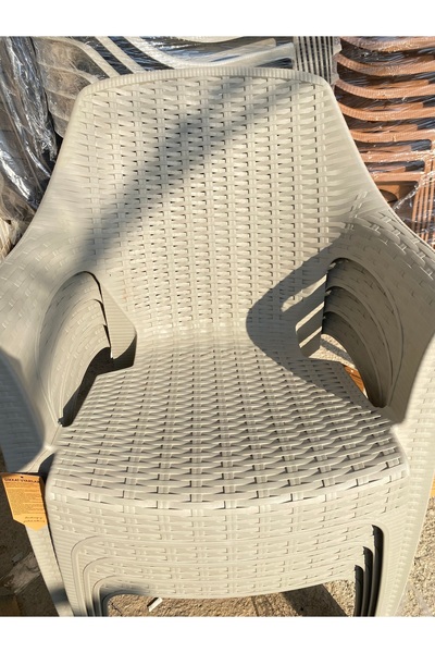 plastike Plastik Sandalye