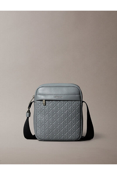 Calvin Klein Erkek Emblem Emboss Omuz Çantası