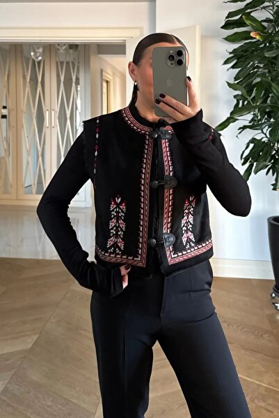 Lavanta Tekstil Embroidered Fur Suede Vest