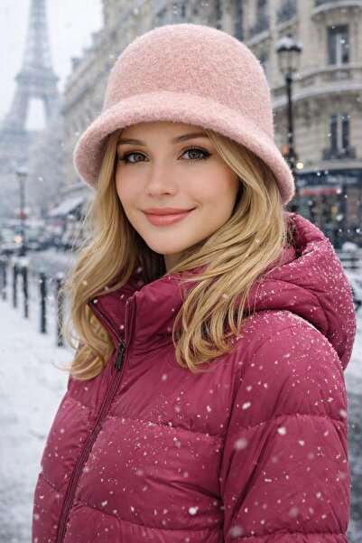 MARBERRY قبعة نسائية من القطيفة ذات أزرار من اللباد الوردي