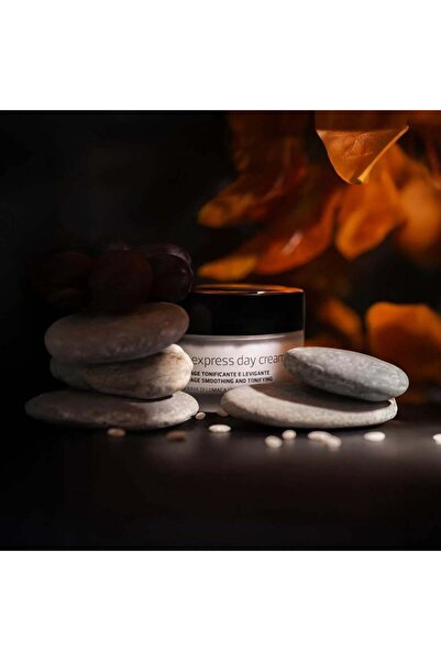 Beauty Experience Lift Express Day Cream for Tightening and Renewing Skin by - 50 ml