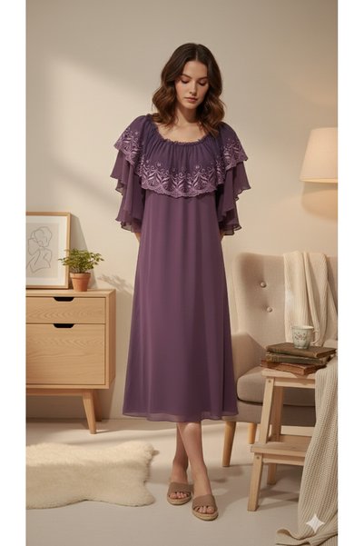 Maison Emarat Premium Floral Lace Detailing Short Night Dress
