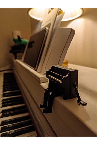 kosmiq joy Dekoratif Mini Ayaklı Piyano Figürü – Müzik Temalı 3D Baskı Masa & Piyano Üstü Aksesuar