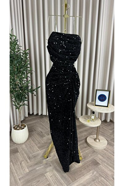 Boutique 219 long black sequined dress