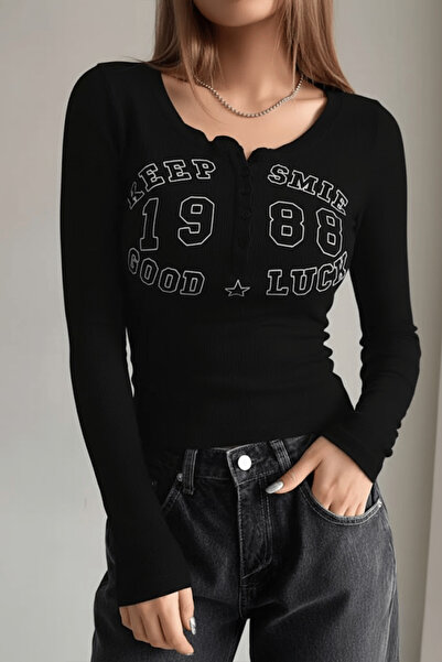 Karakedi Goog Luck 1988 Button Detail Long Sleeve Bodysuit