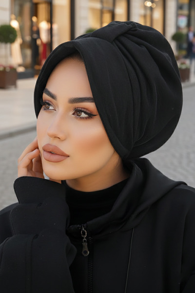 Aişe tesettür Siyah Dolgulu Şapka Bone