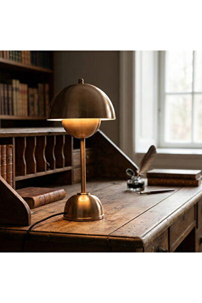 MOİRA Dekor,E/14 Duylu Eskitme Altın Retro Metal Masa Lambası Salon Komodin A...