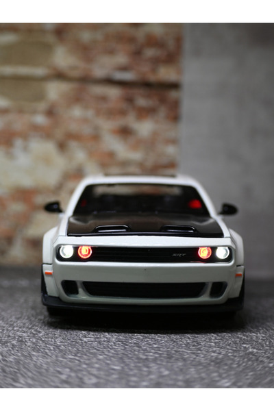 bebeym Dodge Challenger SRT Metal Model Araç - 1:24 Ölçek Işıklı ve Sesli Oyu...