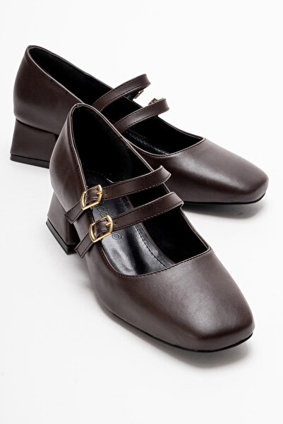 CCWAY AYAKKABI حذاء نسائي ذو كعب مزدوج حواف أسطوانية ذو مقدمة مدببة؛ جلد بني