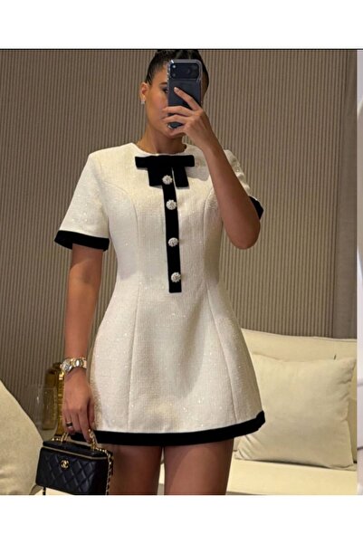 alieva Beyaz fiyonklu mini elbise