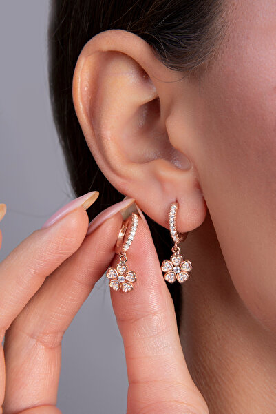 Elika Silver 925 Ayar Gümüş Yonca Model Minik Kalpli Sallantılı Küpe