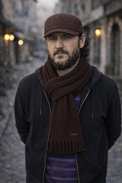 kuru kalın kaşe kumai Fidel Castro şapka ve selanik örgülü atlılar