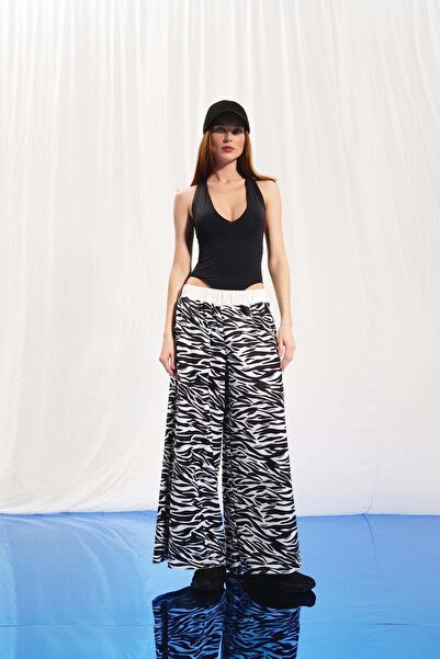 VDR Black V-Neck Bodysuit 17363