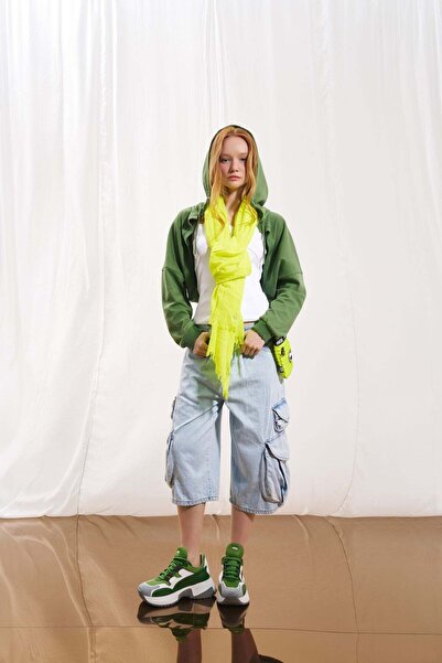 VDR بلوزة بوليرو باللون الأخضر الزيتوني 17006